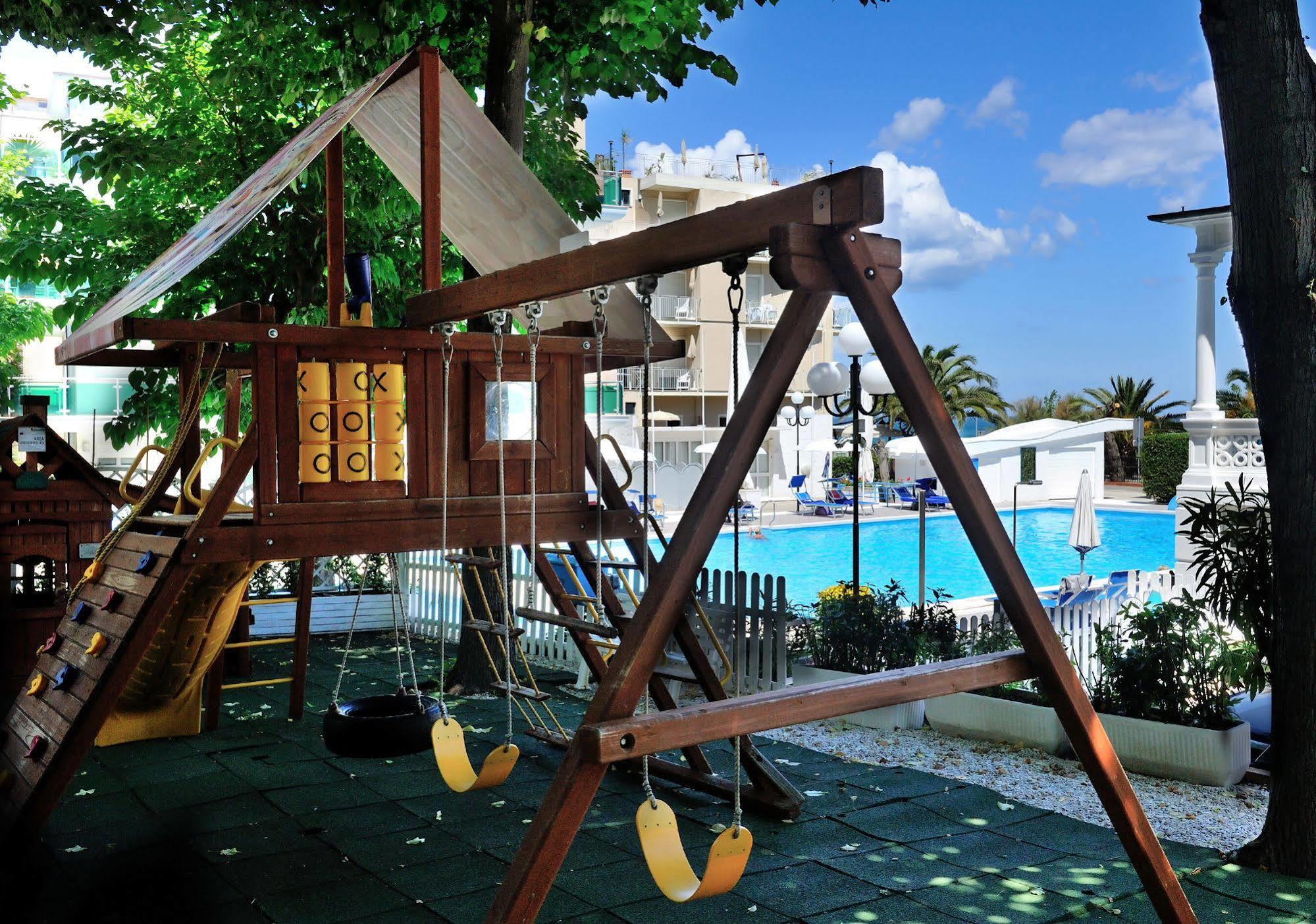 Hotel Venus Gabicce Mare Luaran gambar